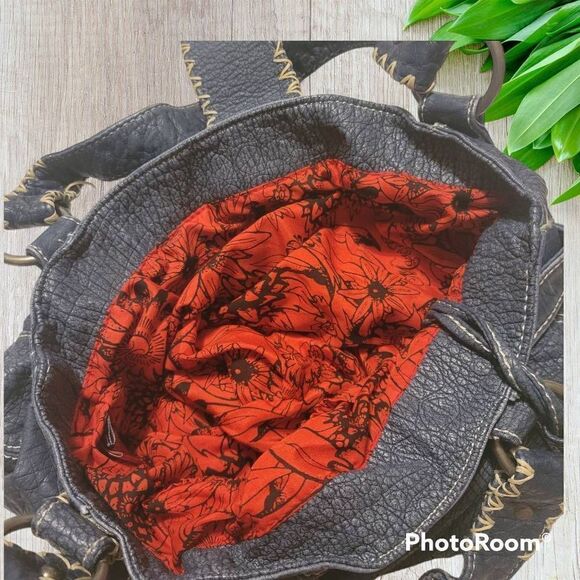 Red by Marc Ecko Brown Soft PEBBLED VEGAN Hobo Bag Unique Denim Blue - Picture 5 of 7